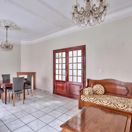 Nidusudest - Spacieux Appartement